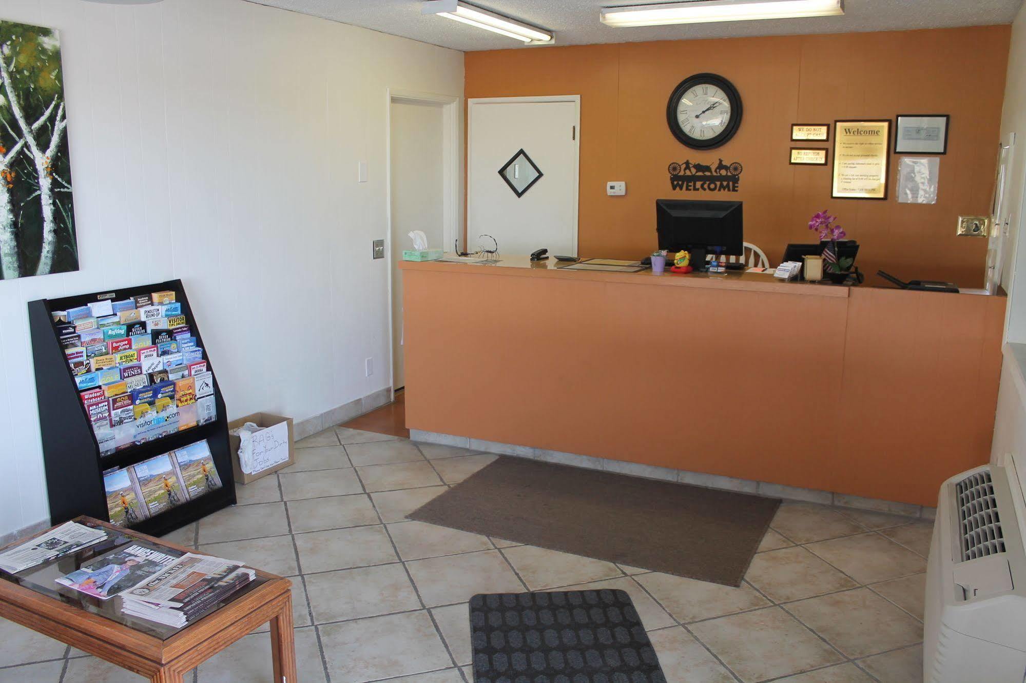 Riverview Motel Boardman Extérieur photo